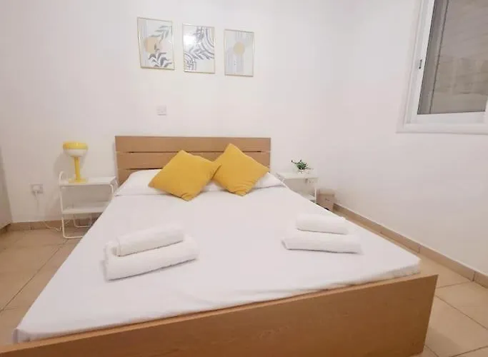 Cypresa Sweet Oroklini * Lárnaca